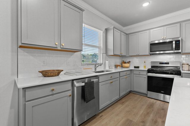 746 Meadowbrook Lane, Summerville, SC 29486
