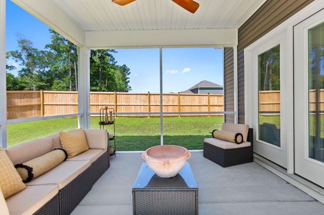 746 Meadowbrook Lane, Summerville, SC 29486