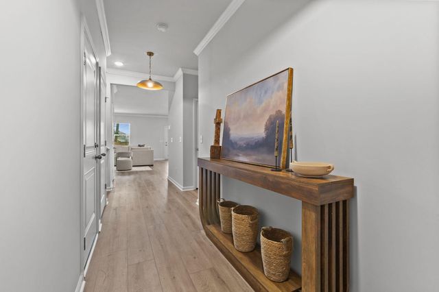 746 Meadowbrook Lane, Summerville, SC 29486