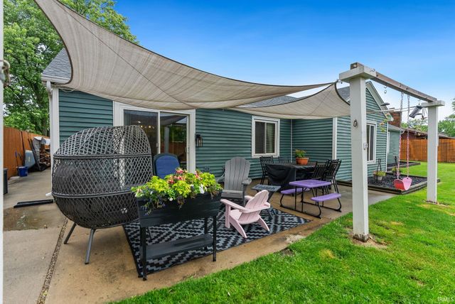 3332 Chelmsford Place, Fort Wayne, IN 46815