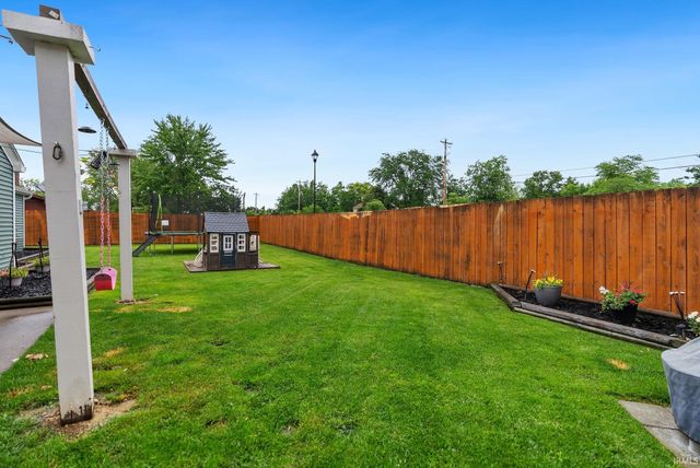 3332 Chelmsford Place, Fort Wayne, IN 46815