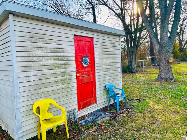 312 Drivers Lane, Mayfield, KY 42066