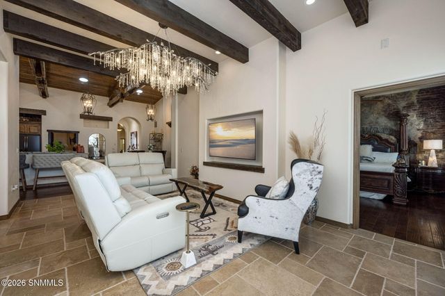 2945 Maddox Loop, Las Cruces, NM 88011