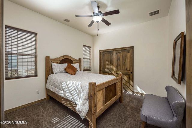 2945 Maddox Loop, Las Cruces, NM 88011