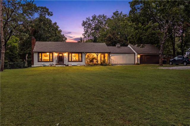 9800 Eastern Avenue, Kansas City, MO 64134