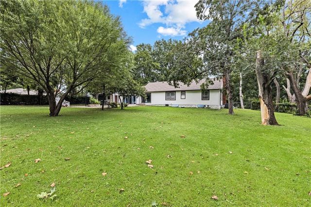 9800 Eastern Avenue, Kansas City, MO 64134