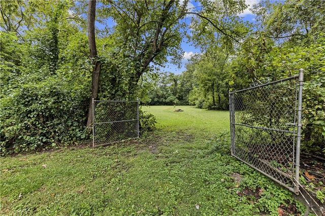 9800 Eastern Avenue, Kansas City, MO 64134