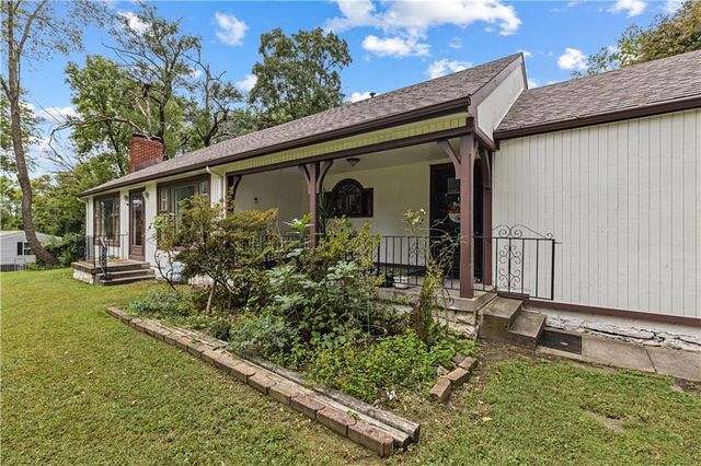 9800 Eastern Avenue, Kansas City, MO 64134
