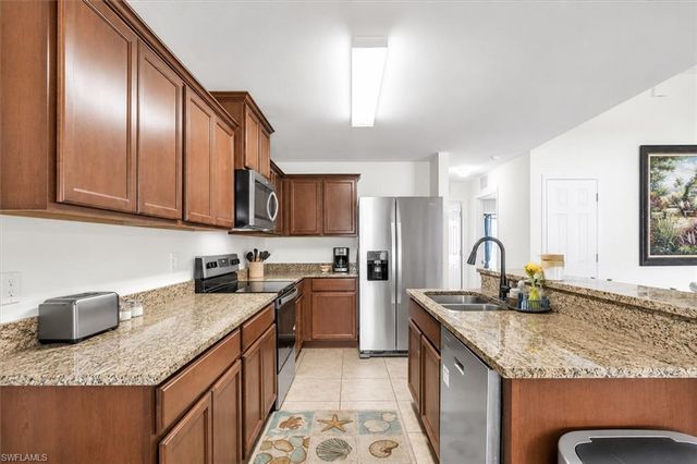 4529 SW 10th AVE, Cape Coral, FL 33914