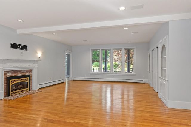 12 Kennedy Lane, Acton, MA 01720