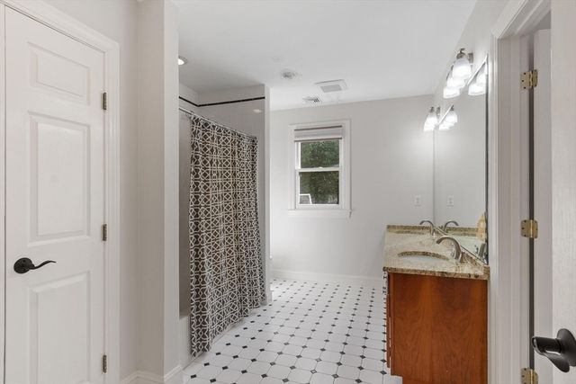 12 Kennedy Lane, Acton, MA 01720