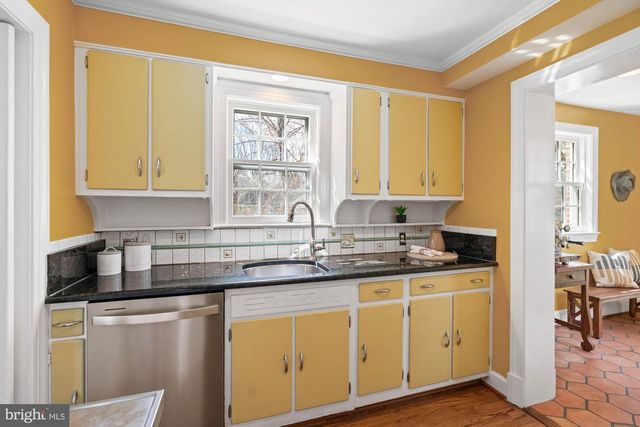 4518 WESTERN AVE, Bethesda, MD 20816