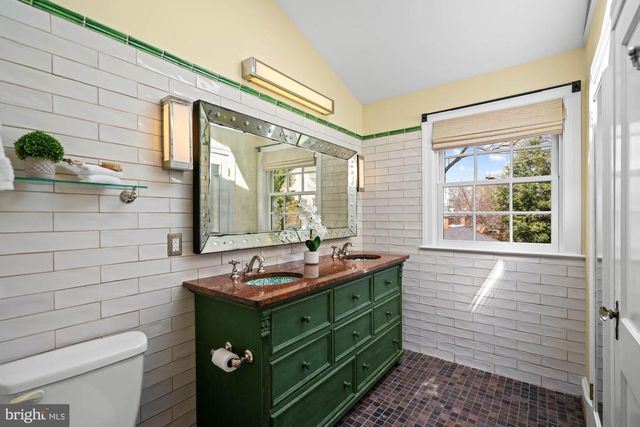 4518 WESTERN AVE, Bethesda, MD 20816