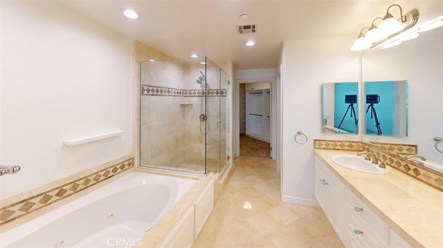 1000 E Ocean Boulevard 416, Long Beach, CA 90802