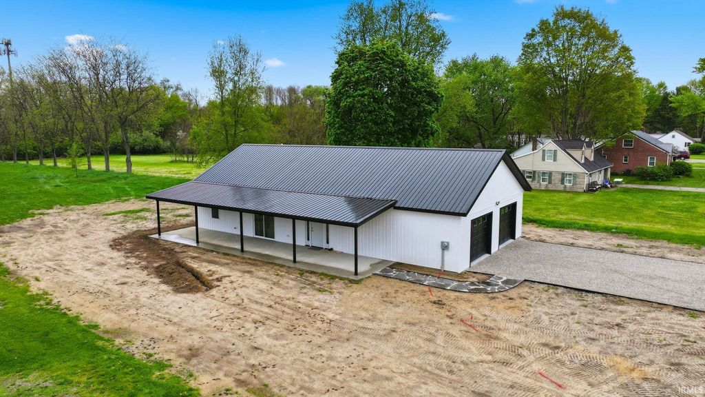 26299 CR 4, Elkhart, IN 46514