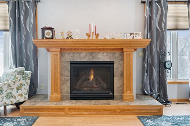 2107 W 4th Avenue, Indianola, IA 50125