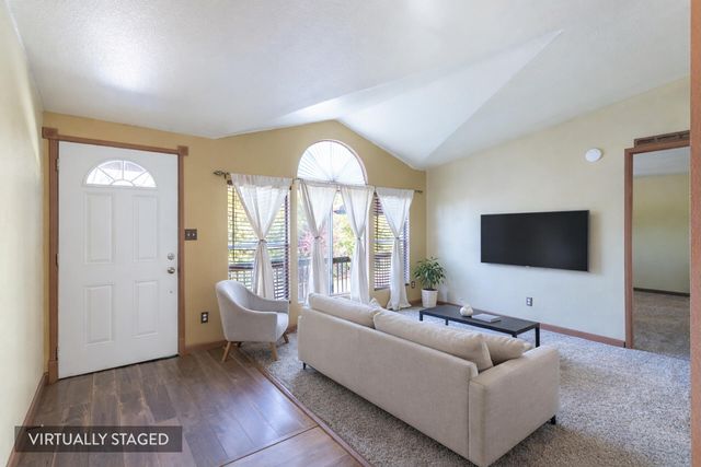 14294 Troy Hills Drive, Bella Vista, CA 96008