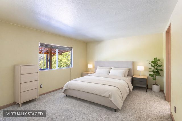 14294 Troy Hills Drive, Bella Vista, CA 96008