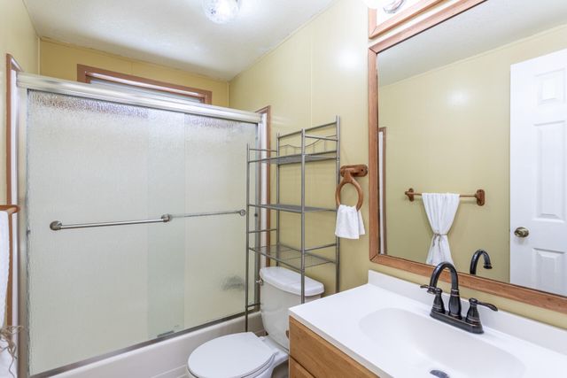 14294 Troy Hills Drive, Bella Vista, CA 96008