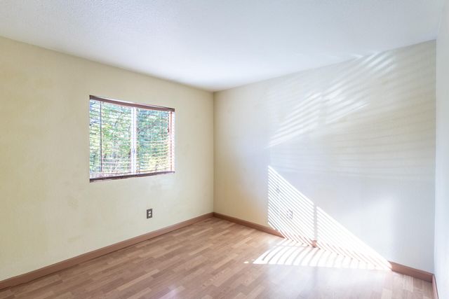 14294 Troy Hills Drive, Bella Vista, CA 96008