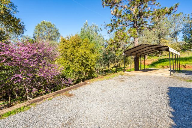 14294 Troy Hills Drive, Bella Vista, CA 96008