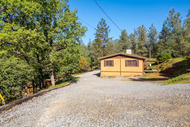 14294 Troy Hills Drive, Bella Vista, CA 96008