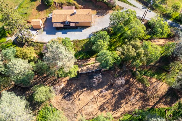 14294 Troy Hills Drive, Bella Vista, CA 96008