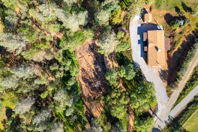 14294 Troy Hills Drive, Bella Vista, CA 96008