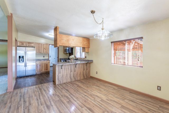 14294 Troy Hills Drive, Bella Vista, CA 96008