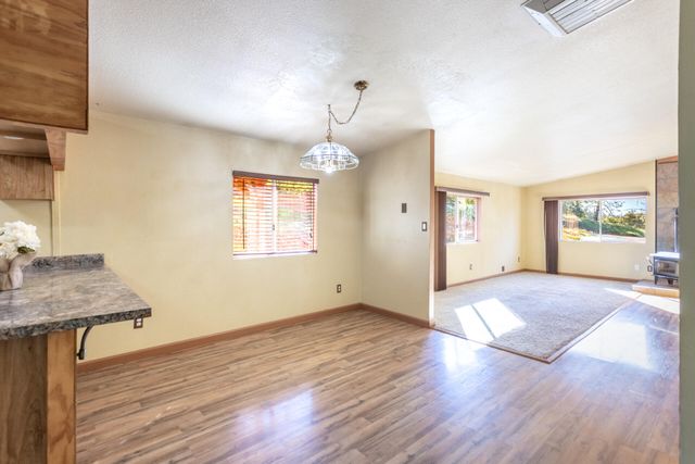 14294 Troy Hills Drive, Bella Vista, CA 96008