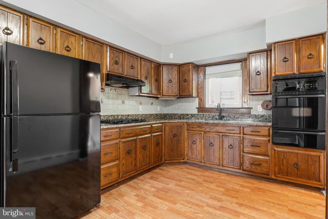 201 N CHESTER PIKE, Glenolden, PA 19036