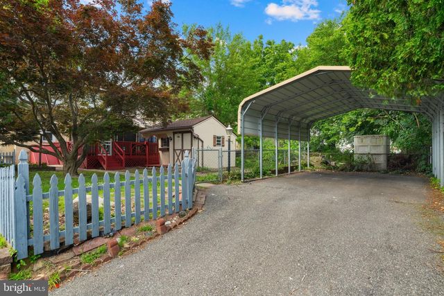 201 N CHESTER PIKE, Glenolden, PA 19036