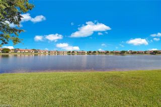 7766 Emerald CIR # R203, Naples, FL 34109