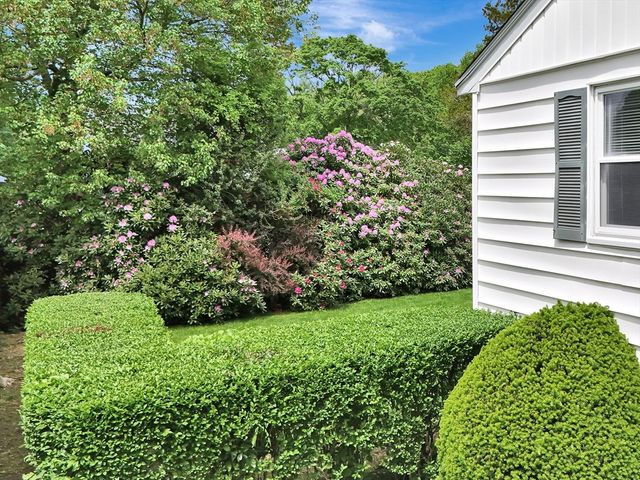 291 Levin Rd, Rockland, MA 02370