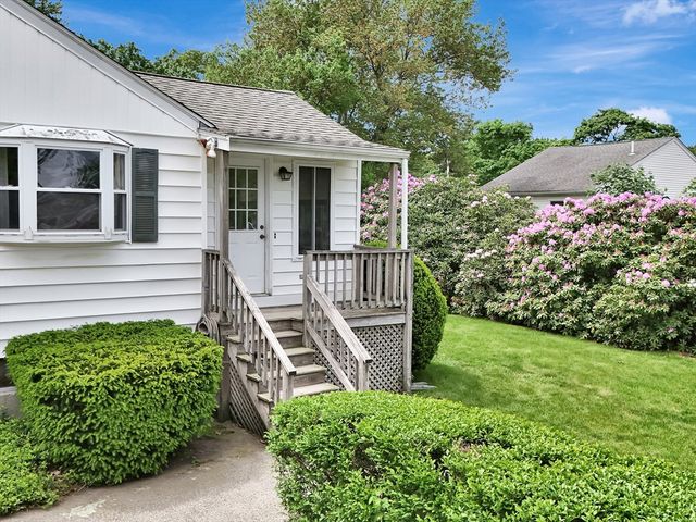 291 Levin Rd, Rockland, MA 02370