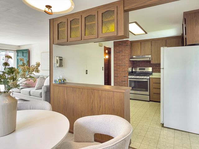 291 Levin Rd, Rockland, MA 02370