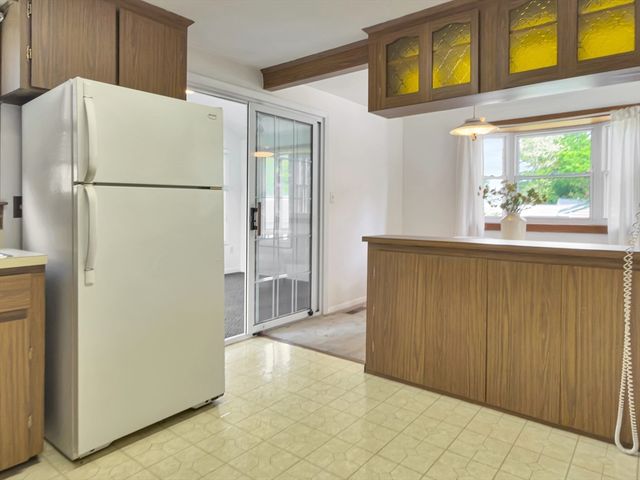 291 Levin Rd, Rockland, MA 02370
