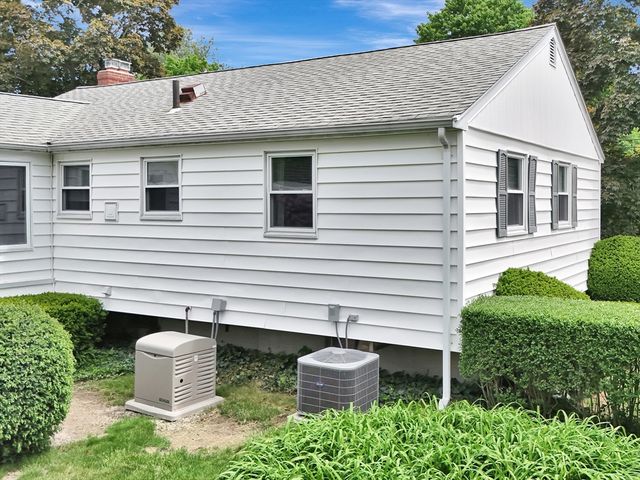 291 Levin Rd, Rockland, MA 02370