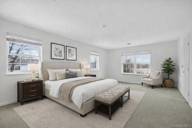 77 Jamie Court, Suffern, NY 10901