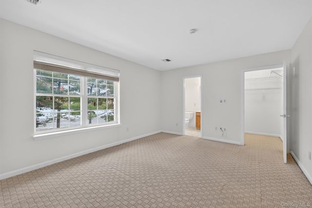 77 Jamie Court, Suffern, NY 10901