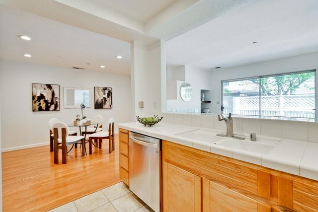 6944 Gregorich Drive B, San Jose, CA 95138