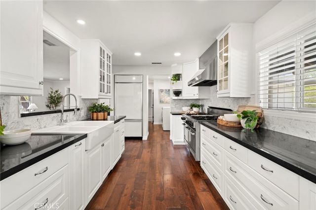 18661 Vale, North Tustin, CA 92705