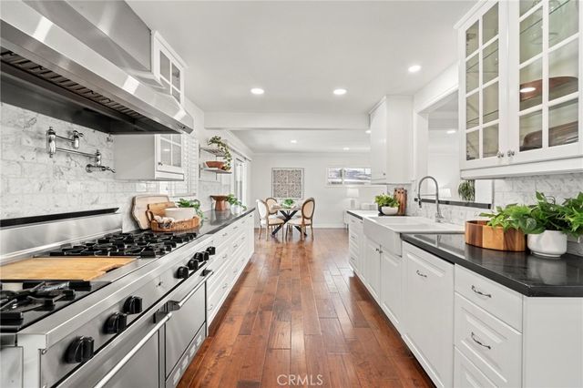 18661 Vale, North Tustin, CA 92705