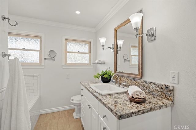 18661 Vale, North Tustin, CA 92705