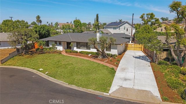 18661 Vale, North Tustin, CA 92705