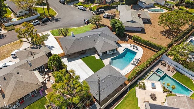 18661 Vale, North Tustin, CA 92705