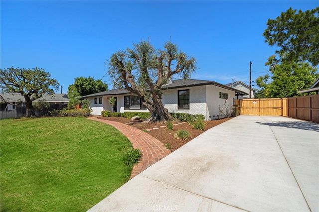 18661 Vale, North Tustin, CA 92705