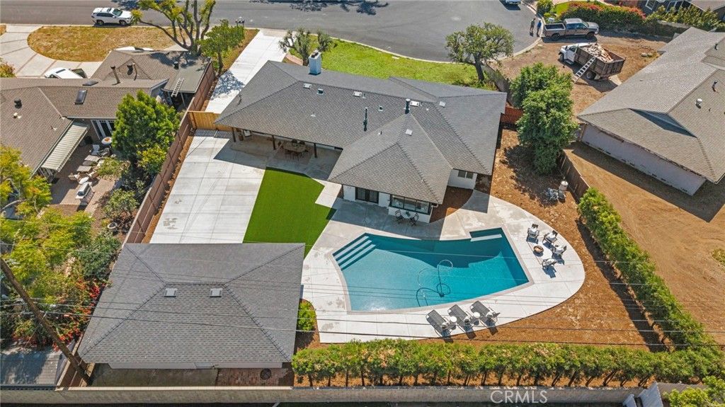 18661 Vale, North Tustin, CA 92705