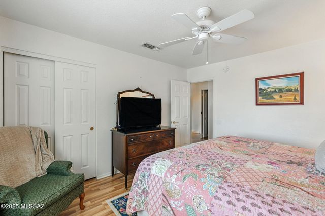 11268 N Running River Place, Oro Valley, AZ 85737