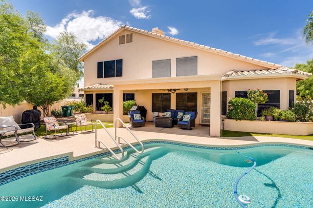 11268 N Running River Place, Oro Valley, AZ 85737